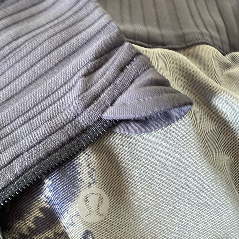 NEW reversible Raja Lululemon jacket - Picture 11 of 11